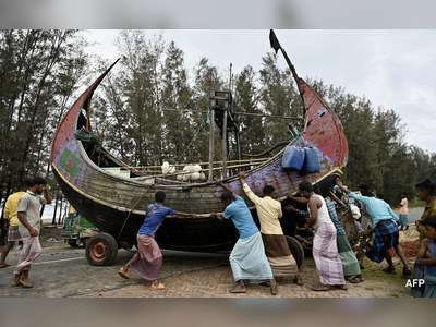 Thousands Flee As Powerful Cyclone Mocha Approaches Myanmar, Bangladesh